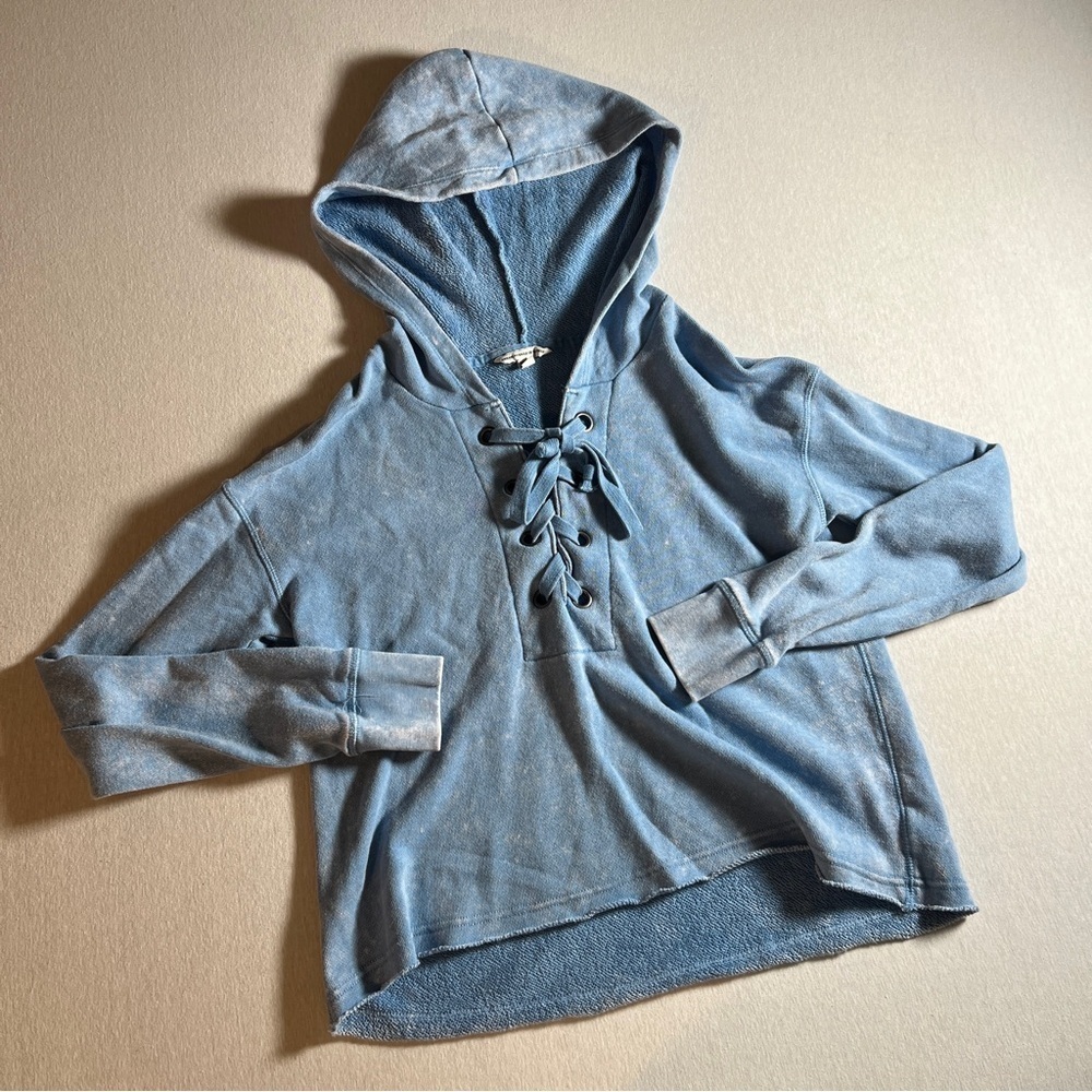 American Eagle Cotton Blend Acid Wash Baby Blue Lace Up Pullover Hoodie, Small